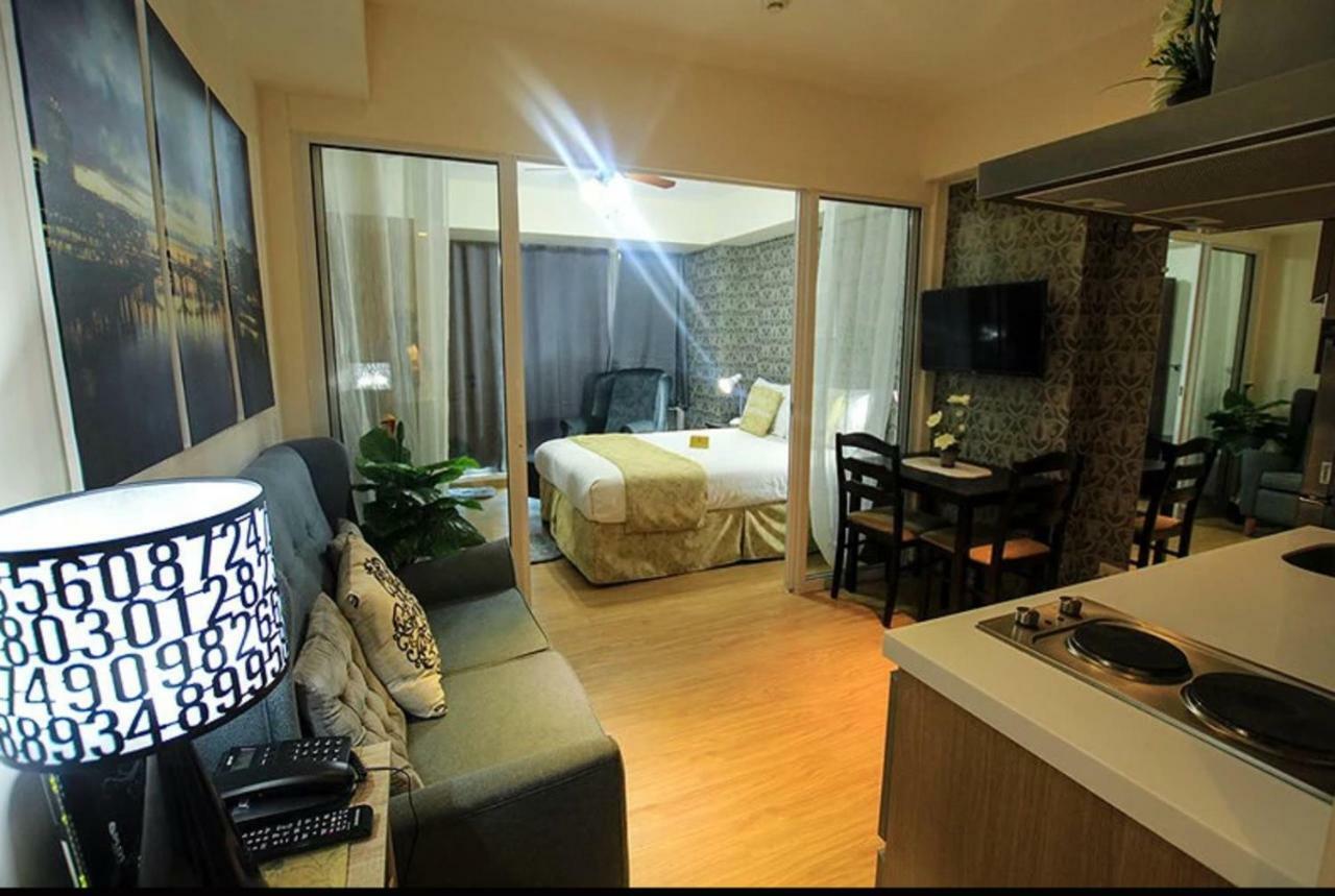 Azure C7 Balcony, Wifi, Near Mall Airport 마닐라 외부 사진